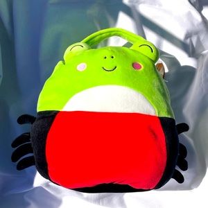 Wendy Halloween Pail Squishmallow